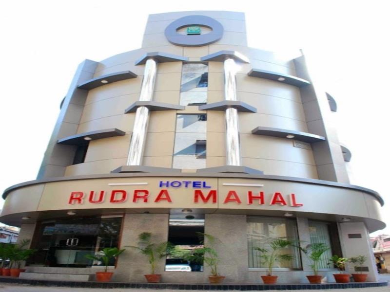 Oyo Flagship 19003 Hotel Rudra Mahal Ahmedabad Exteriör bild